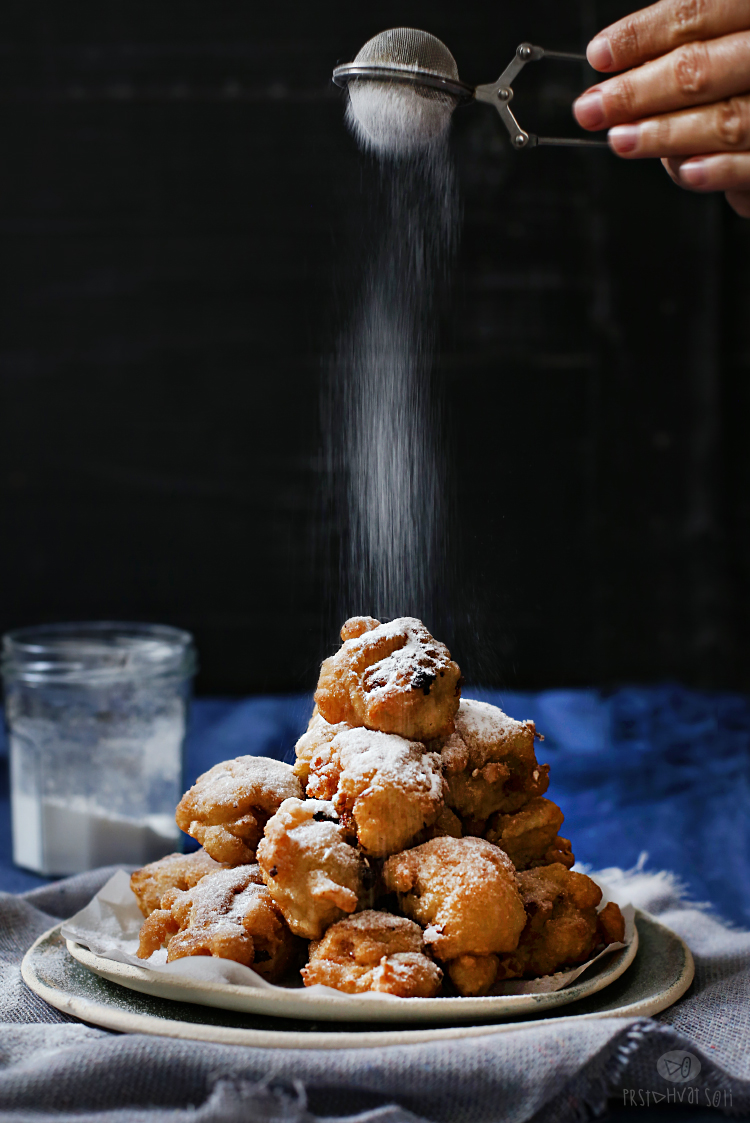 Banana fritters