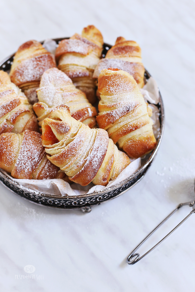 Crescent rolls